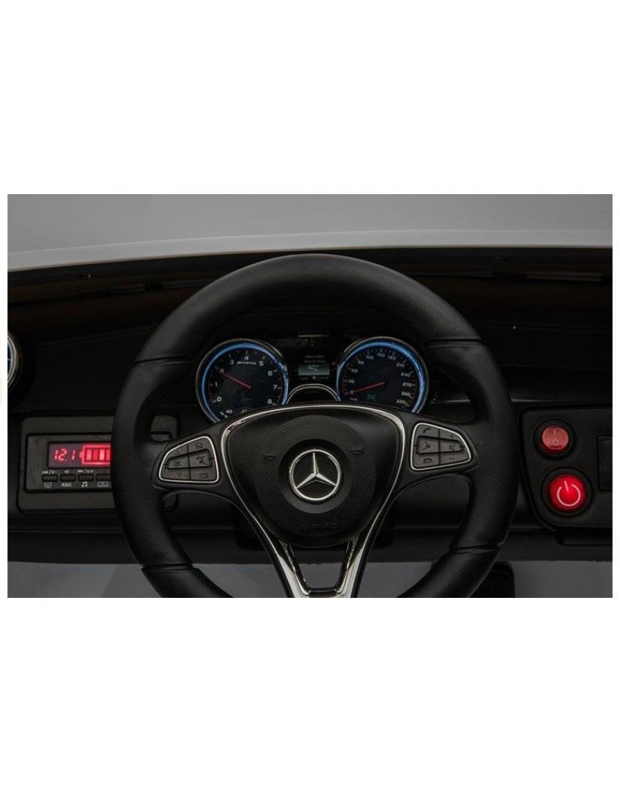 Mercedes GLC 63S (rdeč)